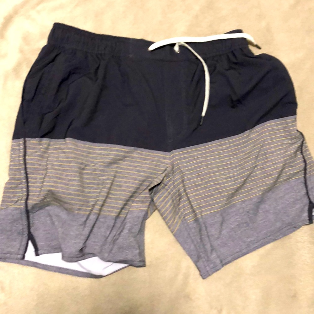 Men’s trail shorts